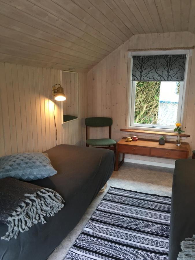 Stunning Romantic Cabin Close To Baltic See Idestrup Экстерьер фото
